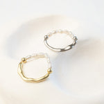 The Akoya pearl rings in gold and silver
